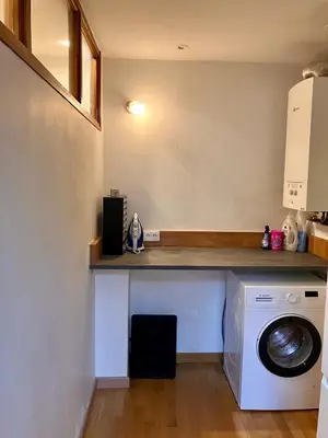 Cuisine ou kitchenette dans l'établissement Grand duplex au coeur du centre ville - très calme