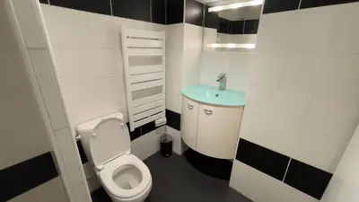 Salle de bains dans l'établissement T2 Cosy et Proche gare