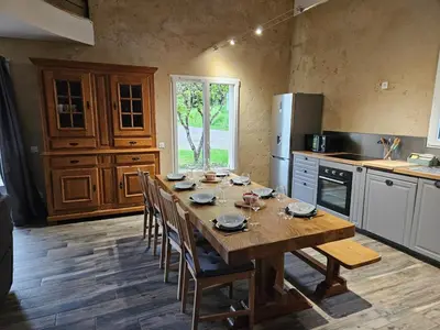Cuisine ou kitchenette dans l'établissement Le Clos Simonin