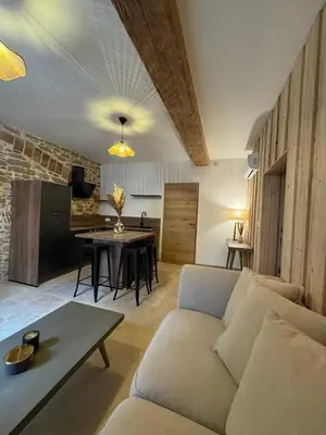 Coin salon dans l'établissement Le nid douillet Maconnais