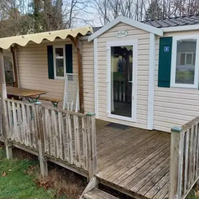 Mobil-home confortable avec terrasse pour 4 pers - API-1-52-1365