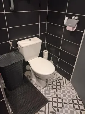 Salle de bains dans l'établissement Studio calme & confortable et borne recharge VE