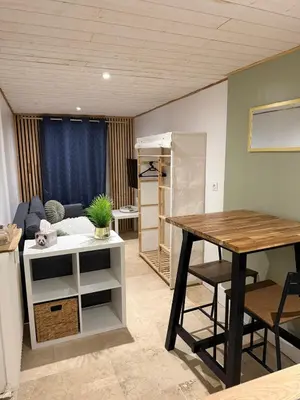 Cuisine ou kitchenette dans l'établissement Le petit cocon de Jeannin