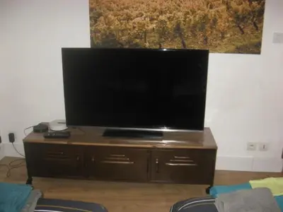 Télévision ou salle de divertissement dans l'établissement Wine Studio