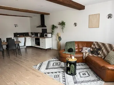 Cuisine ou kitchenette dans l'établissement Logis du garde-ferme - charme, cheminée et calme