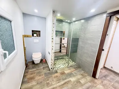 Salle de bains dans l'établissement Appartement Cosy terrasse
