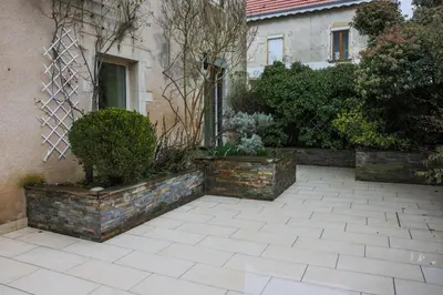 Jardin de l'établissement L'Ancien Relais