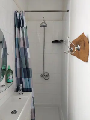Salle de bains dans l'établissement Renard et l'abeille