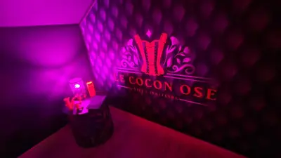 Certificat, récompense, panneau ou autre document affiché dans l'établissement Love room- Le Cocon Osé