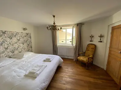 Un ou plusieurs lits dans un hébergement de l'établissement Rare maison de famille au cœur des Grands Crus