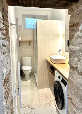 Salle de bains dans l'établissement Appartement de 60 m2 avec 2 chambres, Dijon cœur de ville