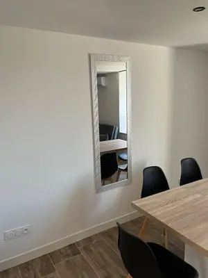 Plan de l'établissement Maison 2 chambres, climatisée avec cour privative