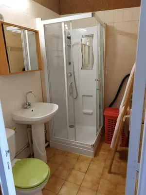 Salle de bains dans l'établissement L atelier du pain