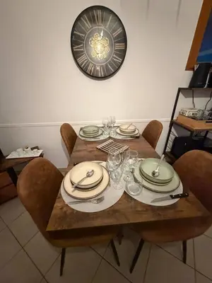 Plan de l'établissement Maison conviviale à Rouvray avec jardin - 30 m²