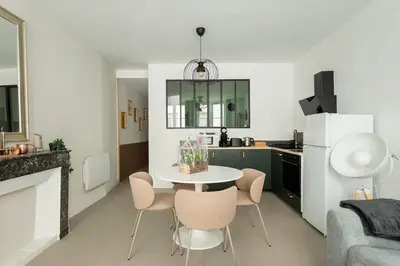 Cuisine ou kitchenette dans l'établissement COCKTAIL & DREAM #Hyper Centre# Renové# fully equiped