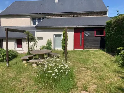 Jardin de l'établissement Les Hirondelles