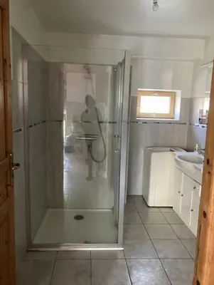 Salle de bains dans l'établissement Hébergement à la campagne