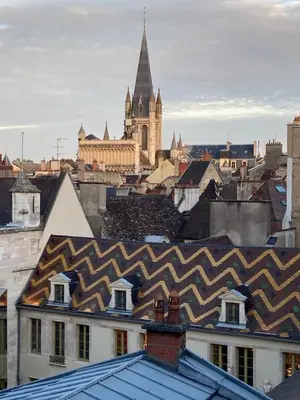 Vue générale sur Dijon ou vue de la ville depuis l'appartement