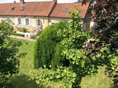 Jardin de l'établissement L'Escale en Bourgogne