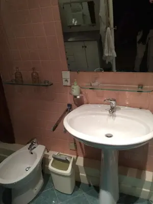 Salle de bains dans l'établissement Maison d'Hôtes Chandon de Briailles