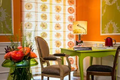Coin salon dans l'établissement Frédéric Carrion - Cuisine, Hôtel & Spa