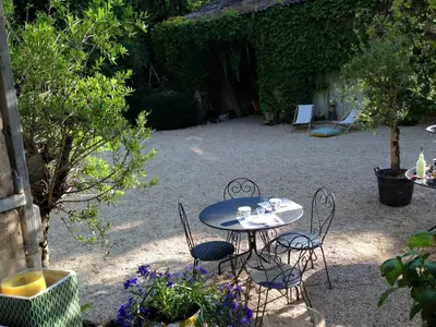 Jardin de l'établissement Les Chambres d'Hôtes du Bois Joli