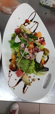 Nourriture dans l'hôtel ou à proximité