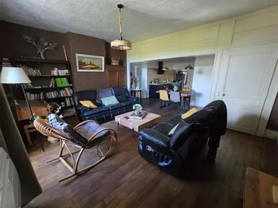 Coin salon dans l'établissement Gîte 2 du Château de Feschaux