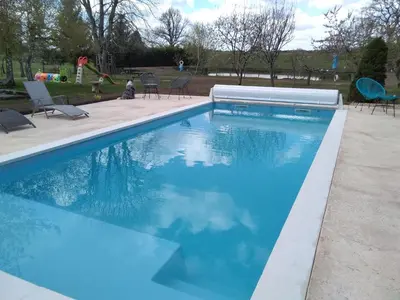 Piscine de l'établissement chambres d'hôte Le Marronnier ou située à proximité