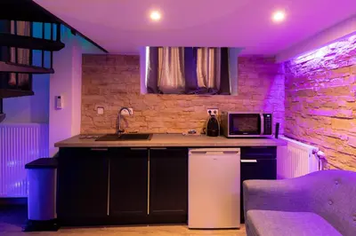 Cuisine ou kitchenette dans l'établissement Spa-privatif