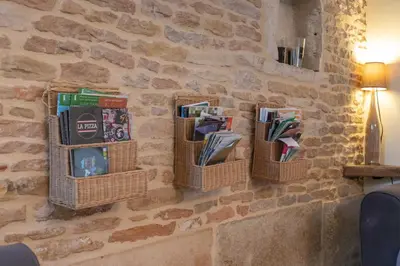 Plan de l'établissement Gite Le Foineau - Maison avec Piscine