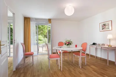 Coin salon dans l'établissement MÉDICIS HOME DIJON LES PETITES ROCHES