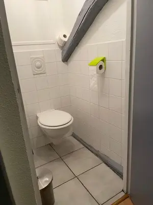 Salle de bains dans l'établissement Gîte et Studios Les Barongères