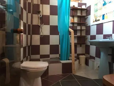 Salle de bains dans l'établissement Gites de la Pyramide