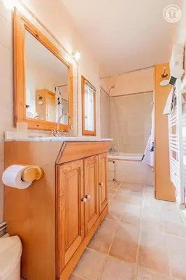 Salle de bains dans l'établissement Gîte de la Colombière