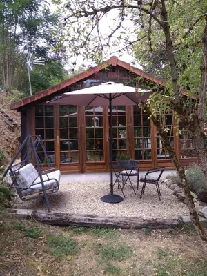 Jardin de l'établissement Dependance du Moulin Galuzot