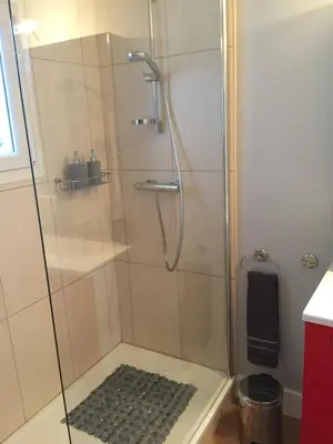 Salle de bains dans l'établissement Le Rendez Vous des Anges