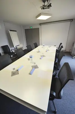 Espace de conférence ou salle de réunion dans l'établissement Kyriad Dijon Est Mirande
