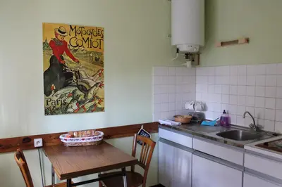 Cuisine ou kitchenette dans l'établissement Appartement Val de Saône