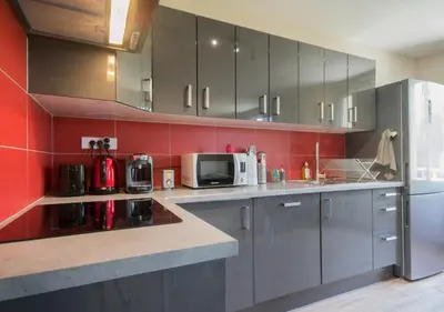 Cuisine ou kitchenette dans l'établissement SWEETHOME DIJON - Gare