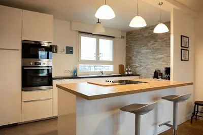 Cuisine ou kitchenette dans l'établissement Gite Bons Amis