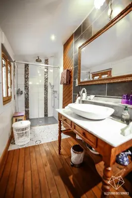 Salle de bains dans l'établissement Chambre d'hôtes Le Petit Tertre