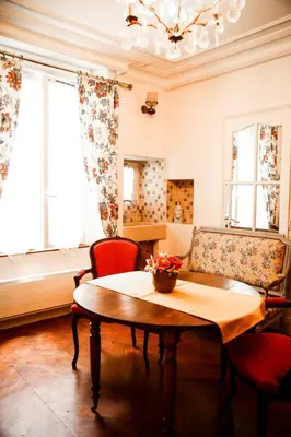 Coin salon dans l'établissement Chambre d'hôtes Le Petit Tertre