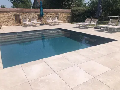 Piscine de l'établissement Le Clos n°5 ou située à proximité