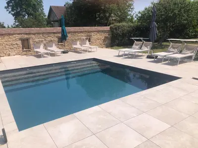 Piscine de l'établissement Le Clos n°5 ou située à proximité