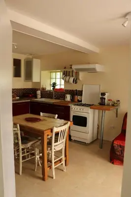 Cuisine ou kitchenette dans l'établissement Appartement T1