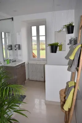 Cuisine ou kitchenette dans l'établissement Chambre d'hôte l'épineuse
