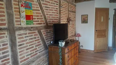 Télévision ou salle de divertissement dans l'établissement Chezlesgoyp