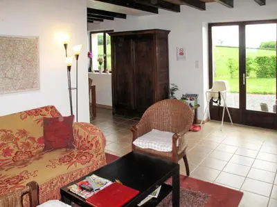 Coin salon dans l'établissement Holiday Home Les Brûles by Interhome
