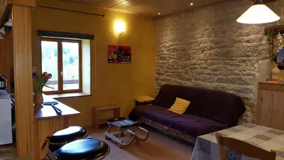 Coin salon dans l'établissement La fontaine